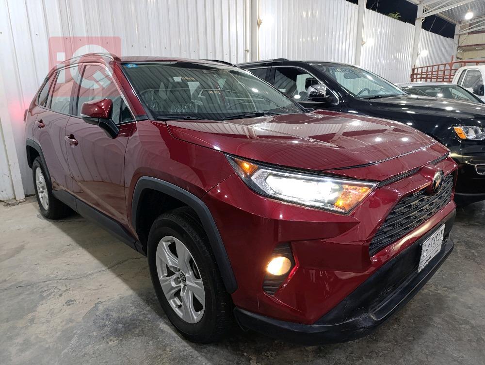 تۆیۆتا ڕاڤ 4